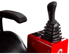 MSP455 оснащен гидравлическим джойстиком рулевого управления для вашего удобства